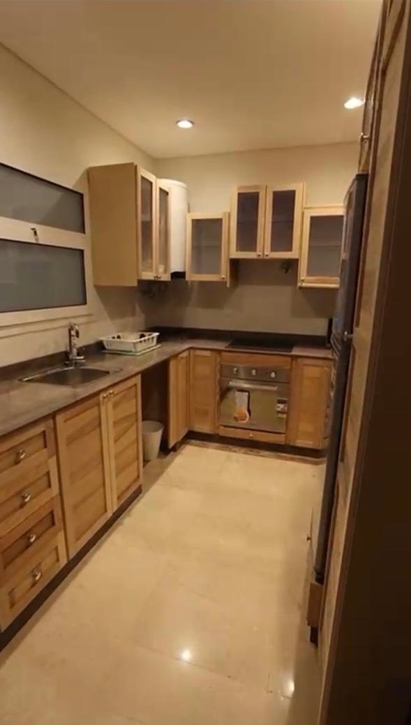 استوديو أنيق للإيجار في ميفيدا بوليفارد