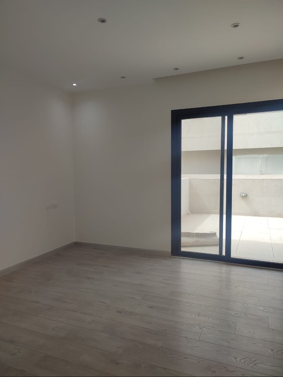 شقة رائعة للإيجار في موقع مميز في فيليت سوديك