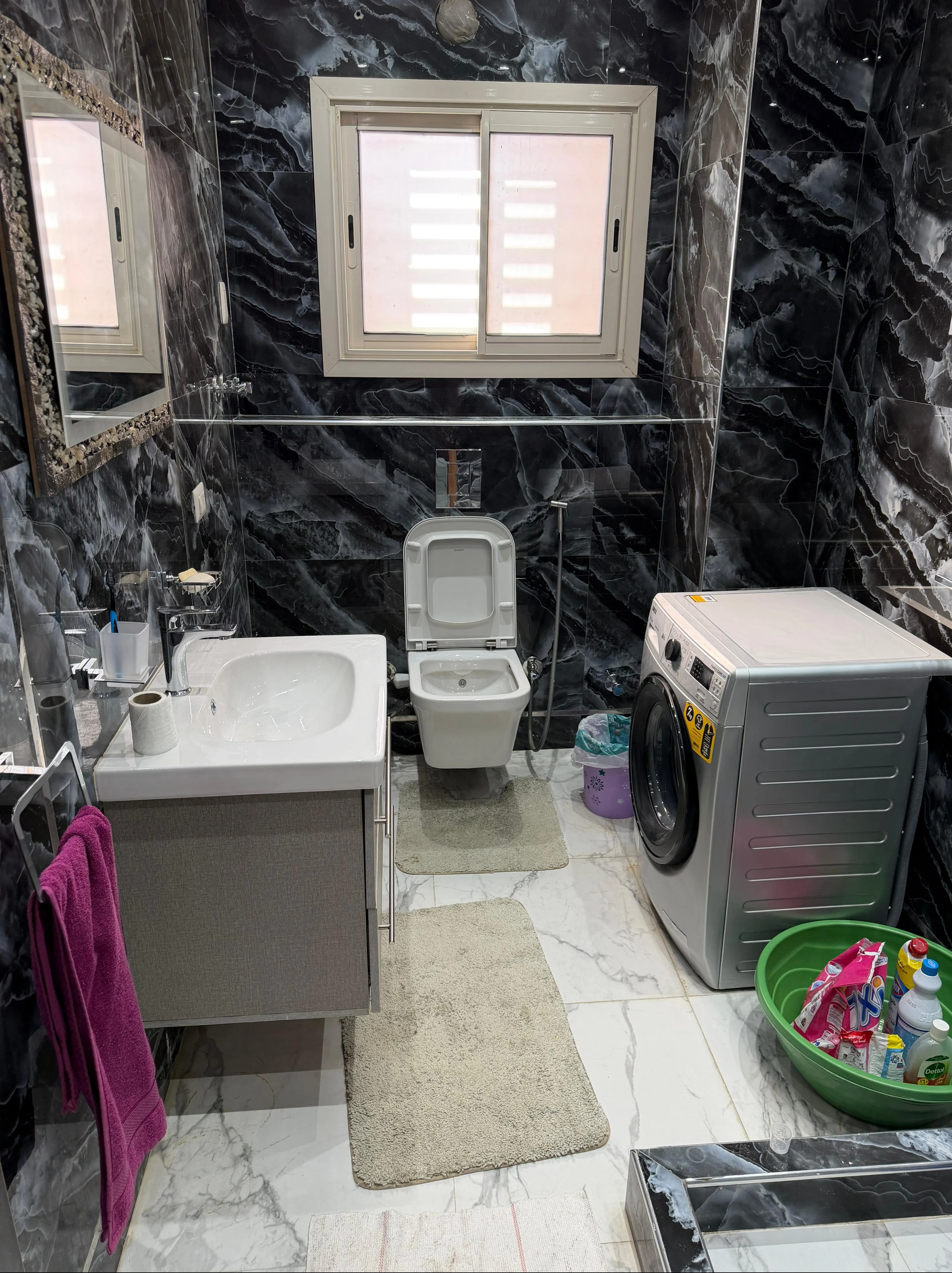 شقة مفروشة بالكامل مكونة من 3 غرف نوم للبيع في تاج سيتي - 144 متر