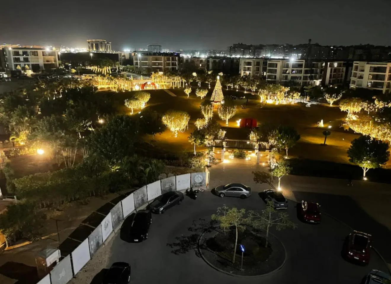 شقة مفروشة بالكامل مكونة من 3 غرف نوم للبيع في تاج سيتي - 144 متر