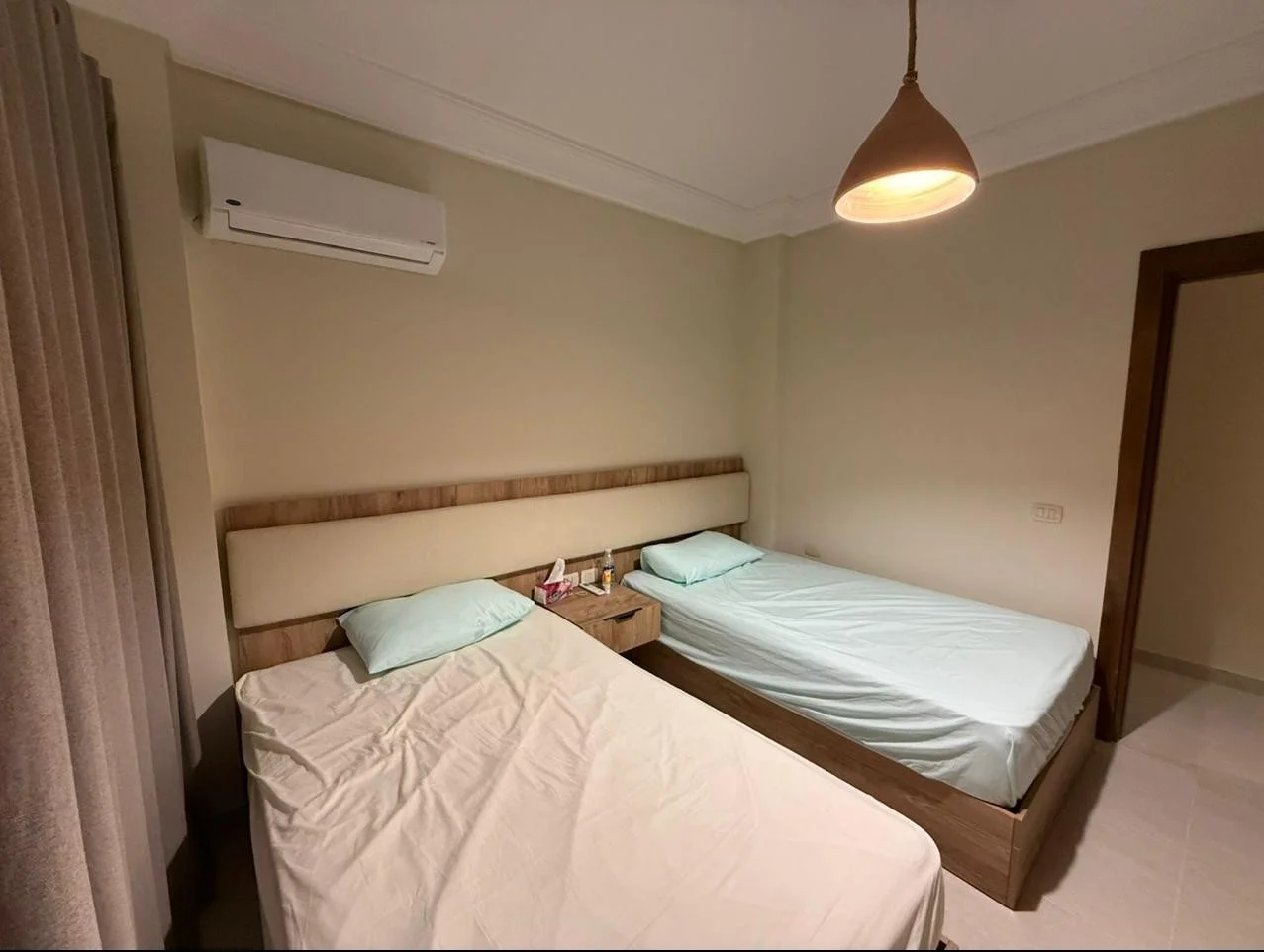 شقة مفروشة بالكامل للبيع في الساحل الشمالي داخل لافيستا