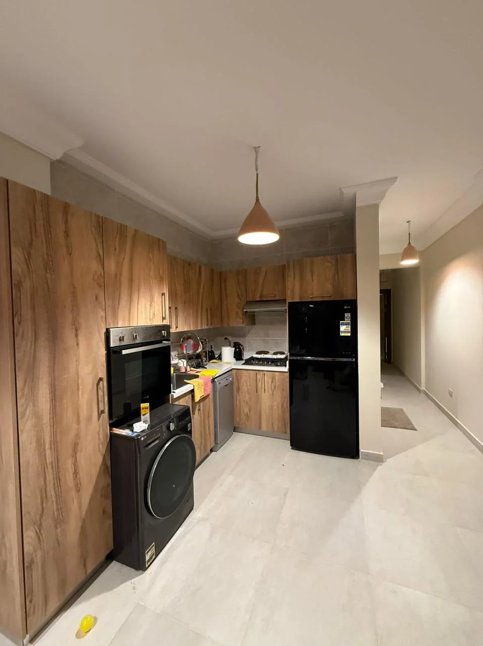 شقة مفروشة بالكامل للبيع في الساحل الشمالي داخل لافيستا