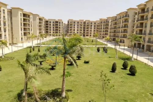 Ground-Floor 2-Bed Apartment for Sale in El Rehab 1, New Cairo — 91 m²