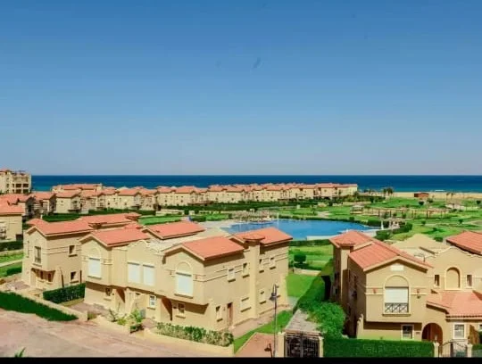 شاليه للبيع في قرية بياسيرا، العين السخنة من شركة الأهلي صبور