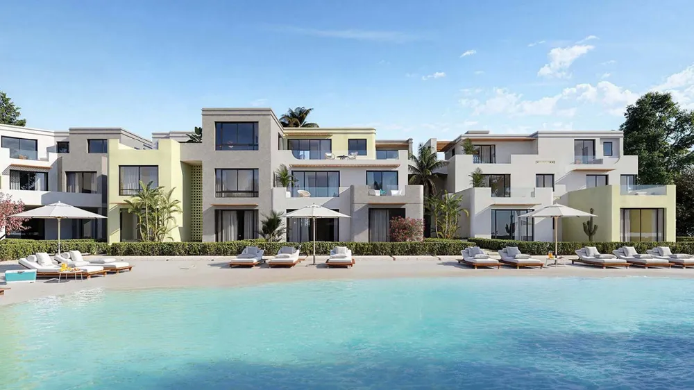 Chalet for Sale in Beit Al Bahr