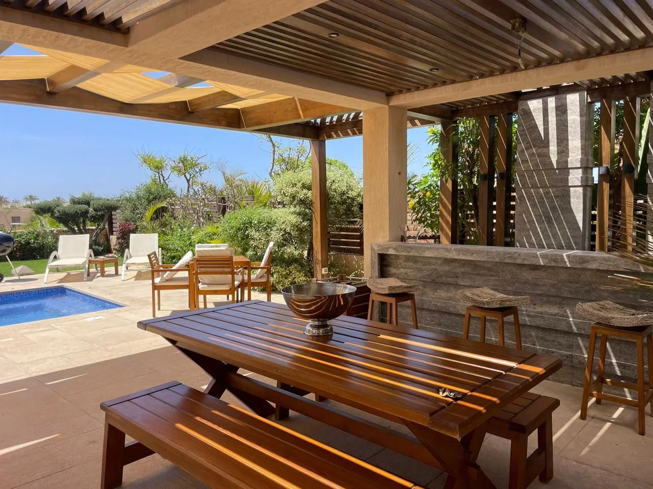 Stunning One Story Villa for Sale in Beit Al Bahr
