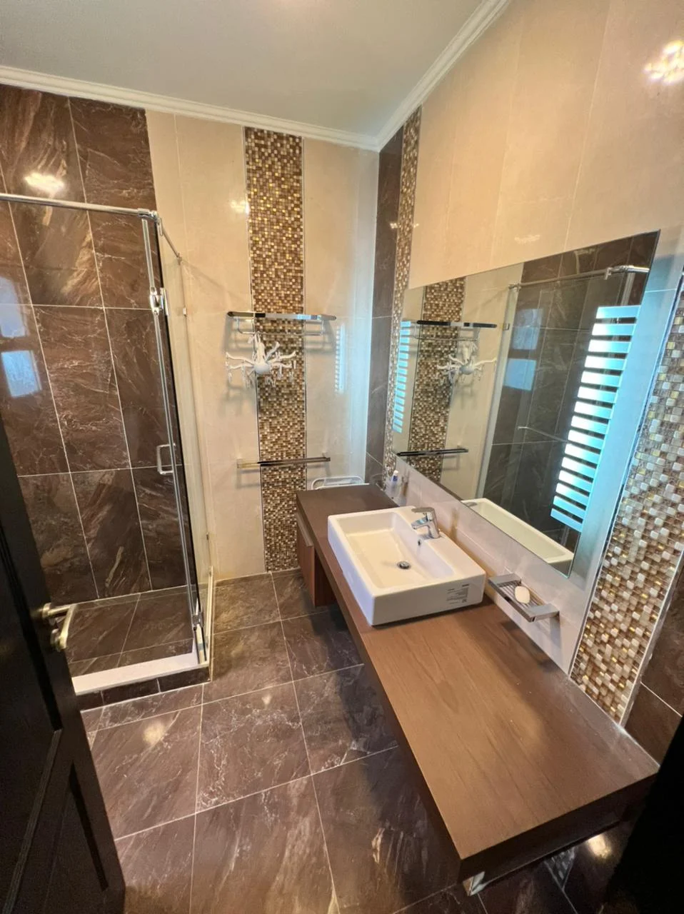 Luxury Villa for Sale in Telal Sokhna with 6 Bedrooms by Roya Developments