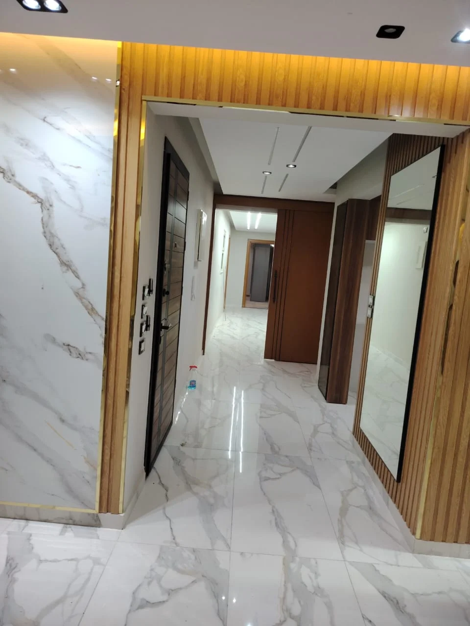 Luxurious Apartment for Sale in Jayd