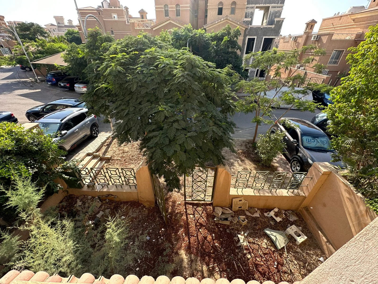 تاون هاوس للبيع في كمبوند جراند ريزيدنس