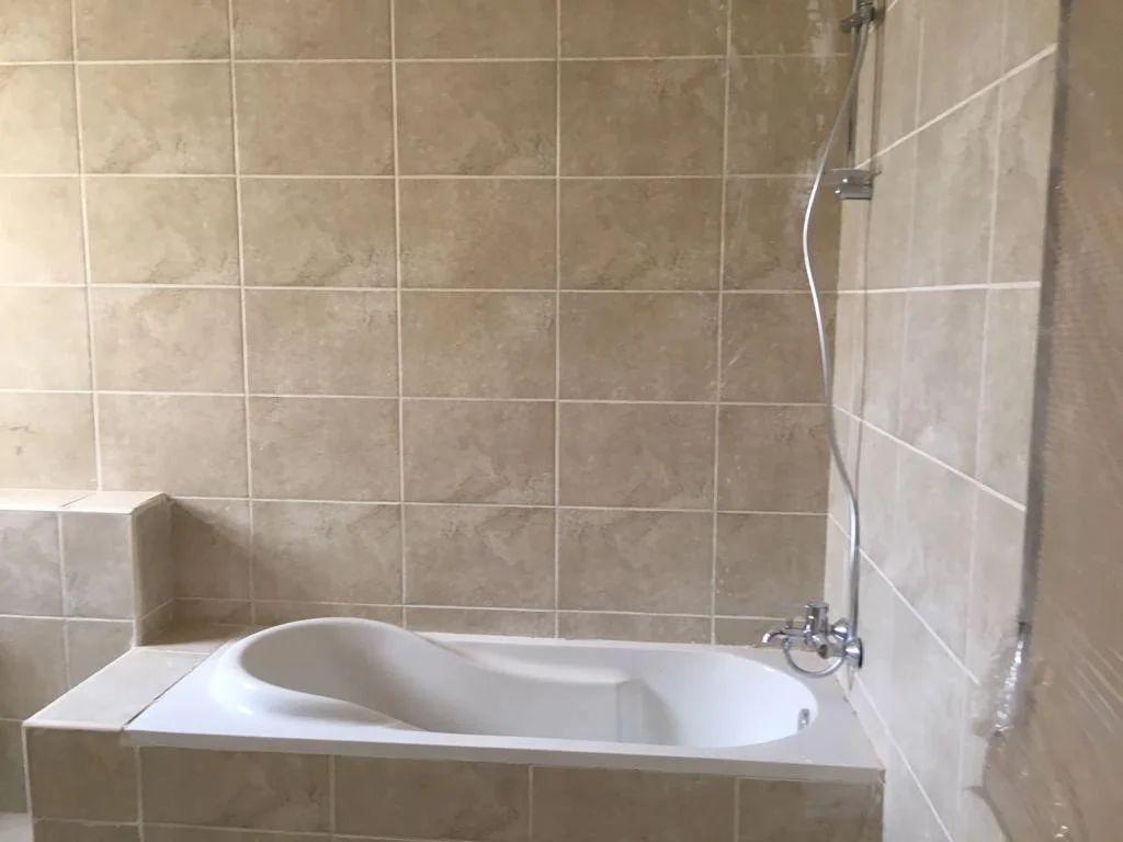 Luxurious Townhouse for Sale in Grand Heights