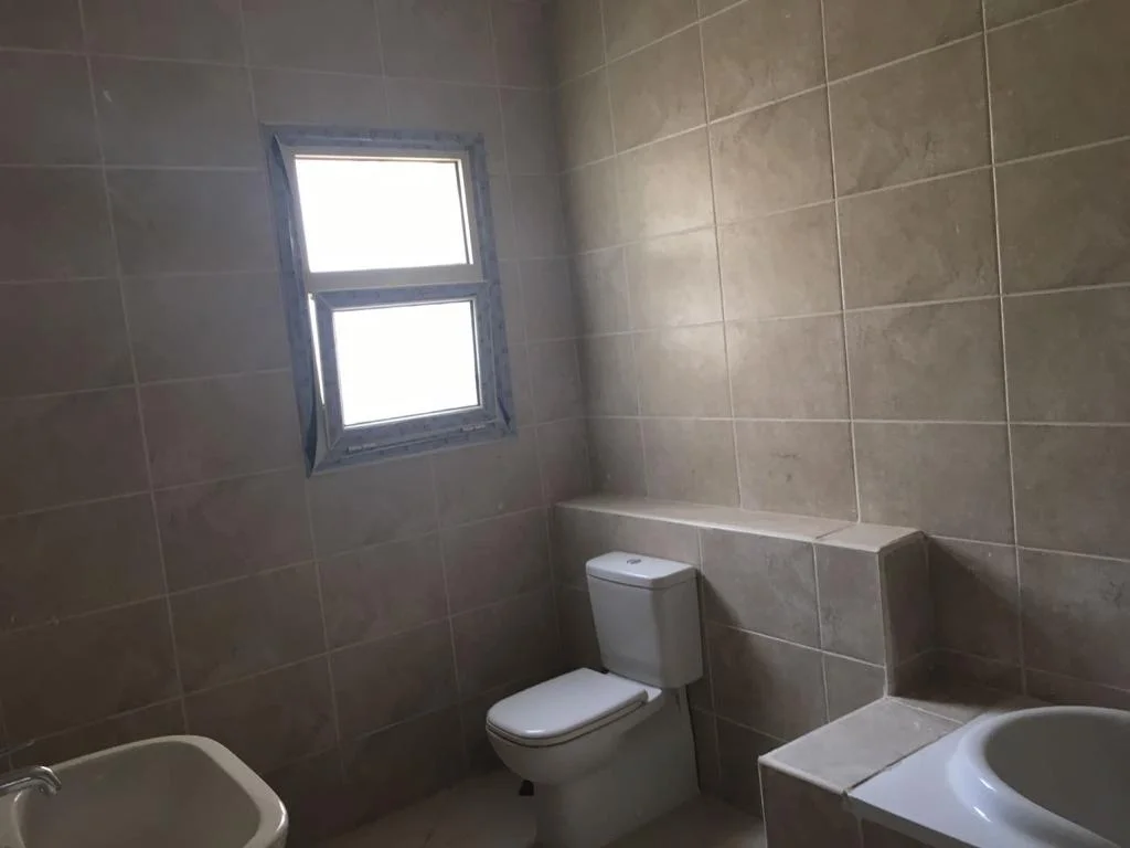 Luxurious Townhouse for Sale in Grand Heights