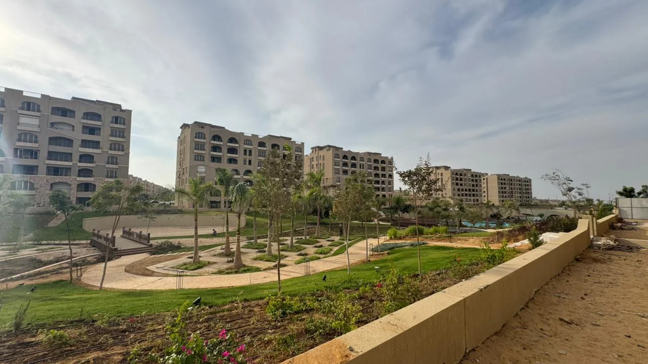 Spacious 3-Bedroom Apartment for Sale in Green Square, Mostakbal City by Al Ahly Sabbour Developments