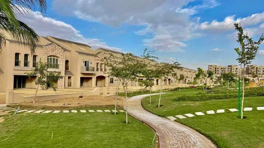 تاون هاوس فخم بـ 3 غرف نوم في كمبوند جرين سكوير، المستقبل سيتي من تطوير الأهلي صبور