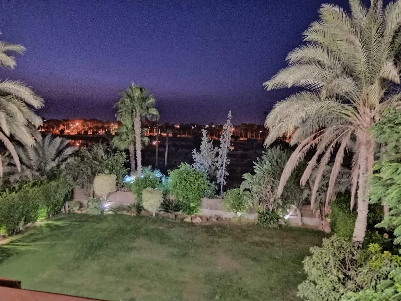 فيلا فاخرة للبيع في كمبوند جولف السليمانية