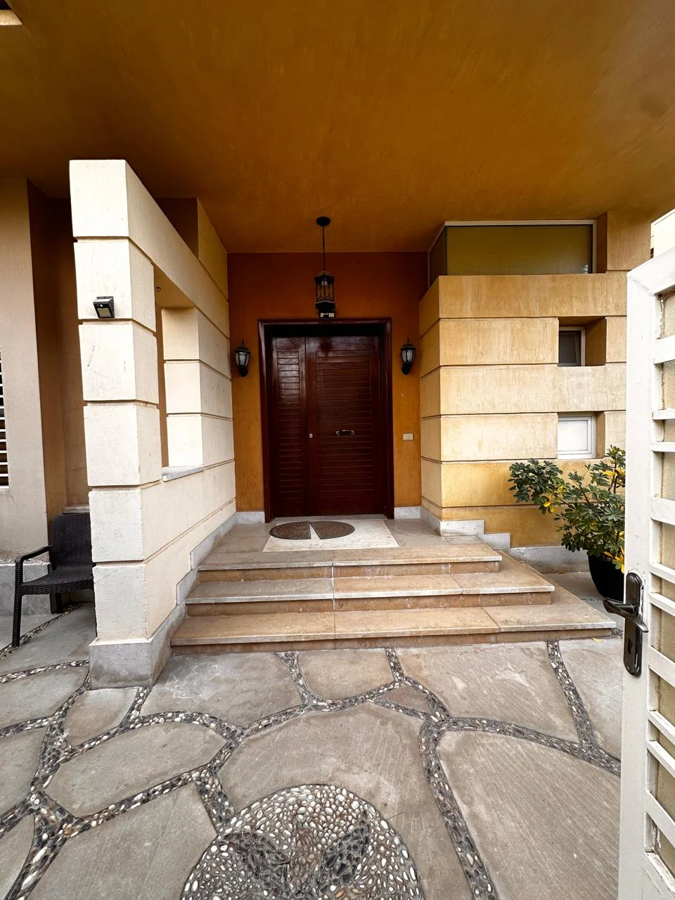 Luxurious Standalone Villa for Sale in Jeera
