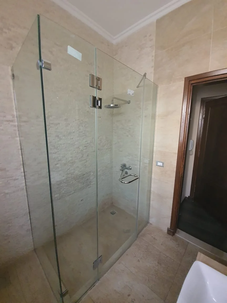 Luxurious Twinhouse for Sale in Jeera