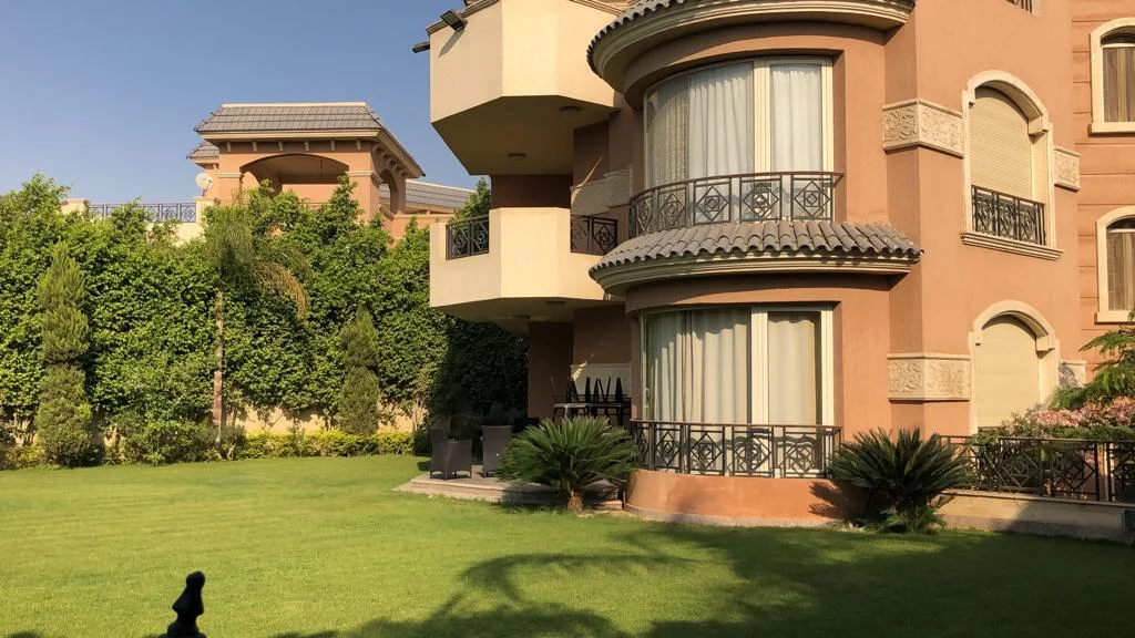 فيلا فاخرة مكونة من 7 غرف نوم للبيع في ديار مخابرات، القاهرة الجديدة