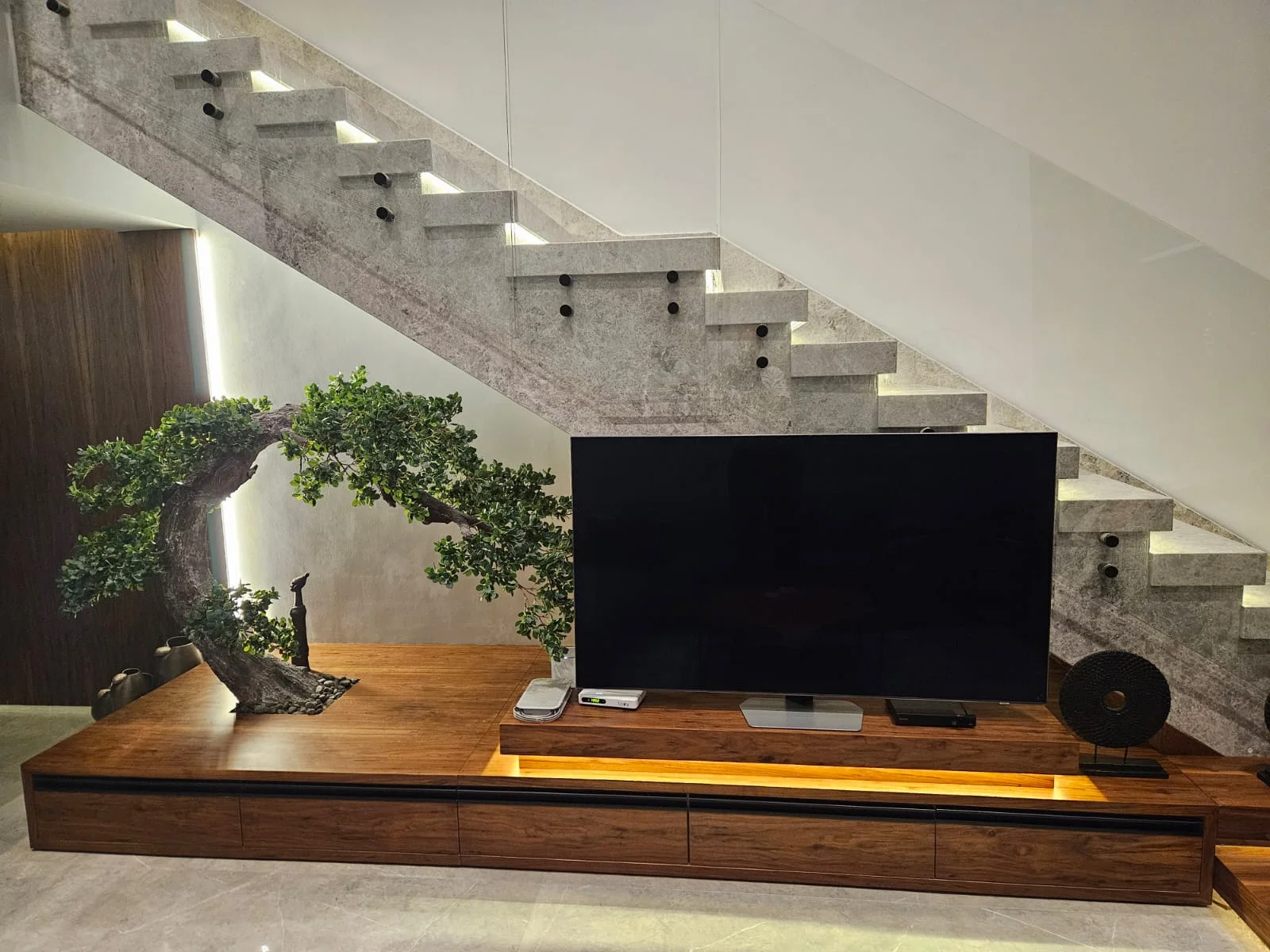 Stunning Duplex for Sale in District 5