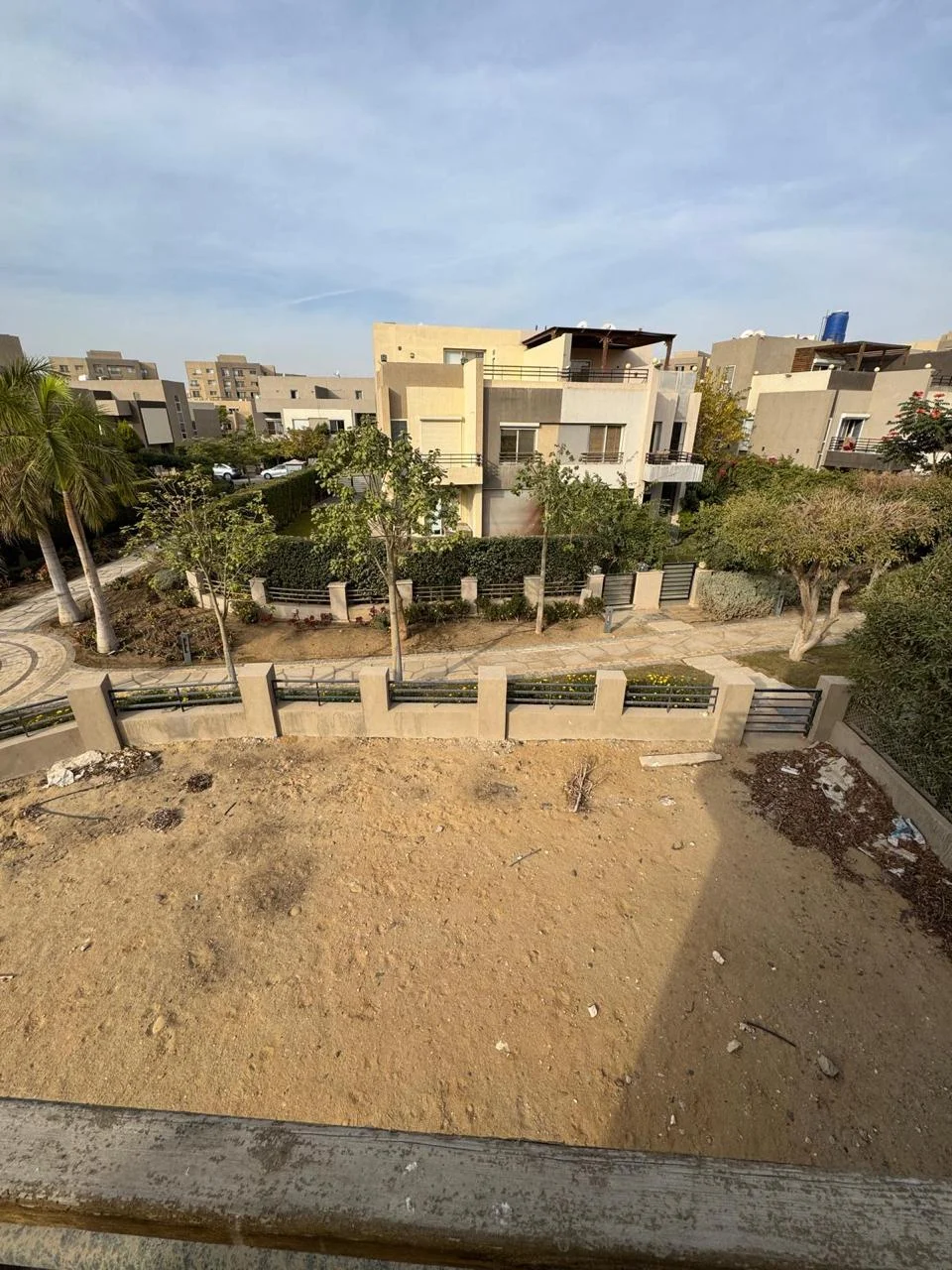 Stunning Twinhouse for Sale in The Square