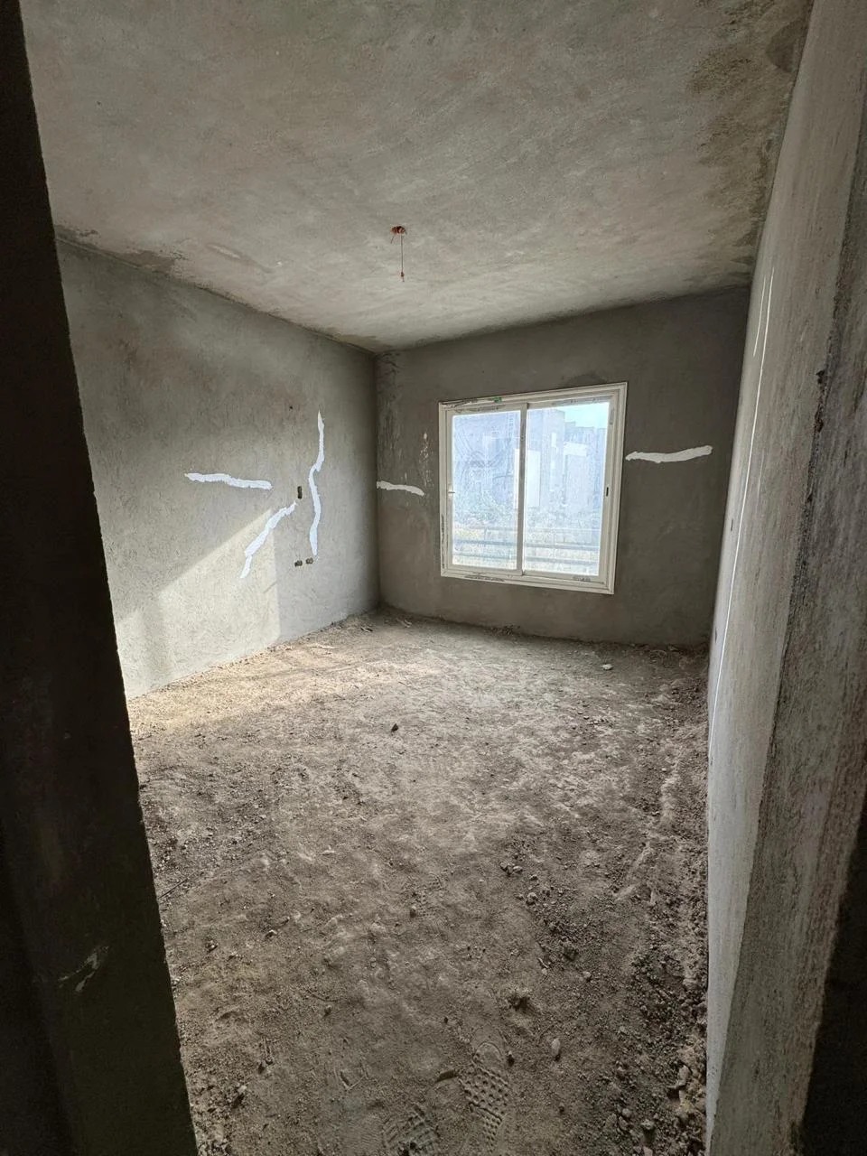 Stunning Twinhouse for Sale in The Square