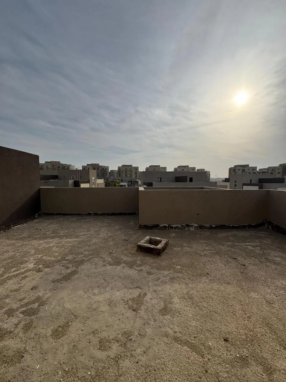 Stunning Twinhouse for Sale in The Square
