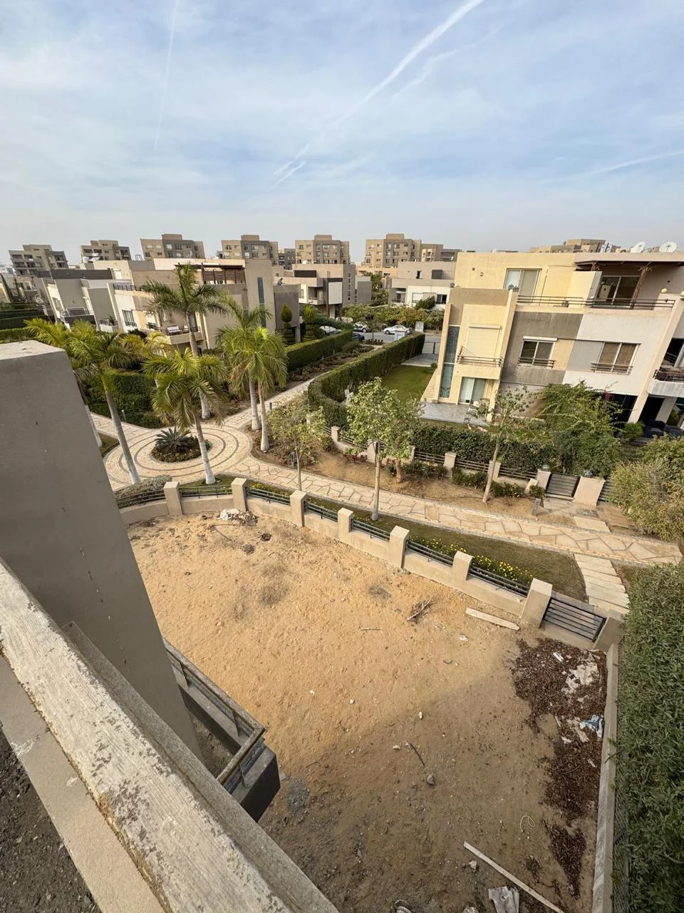Stunning Twinhouse for Sale in The Square