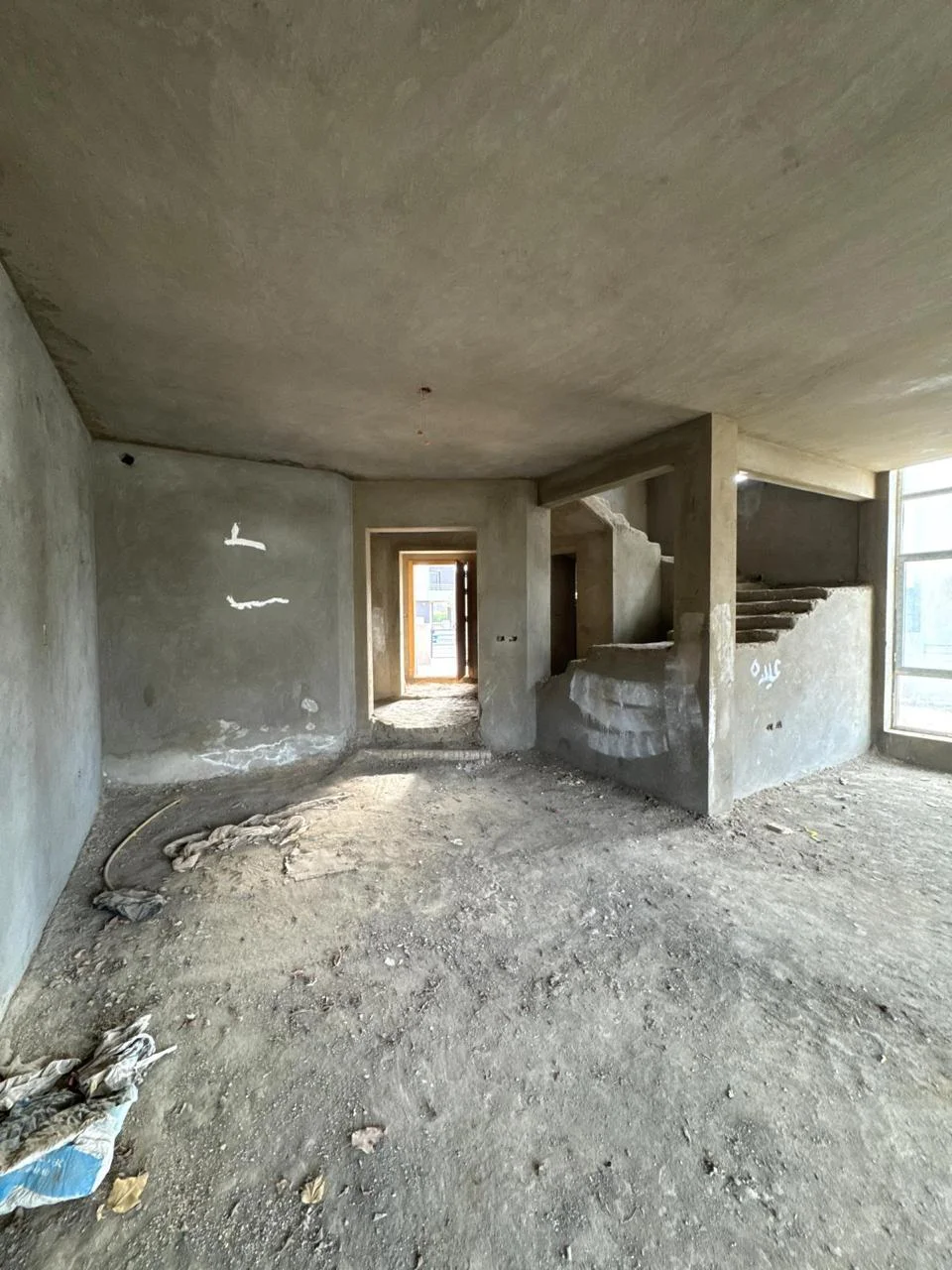 Stunning Twinhouse for Sale in The Square