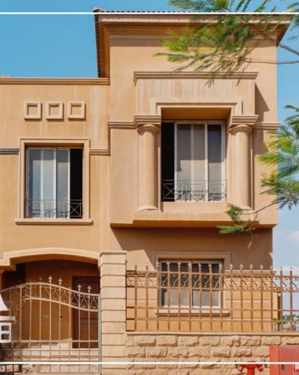 تاون هاوس للبيع في كمبوند رويال ميدوز الشيخ زايد
