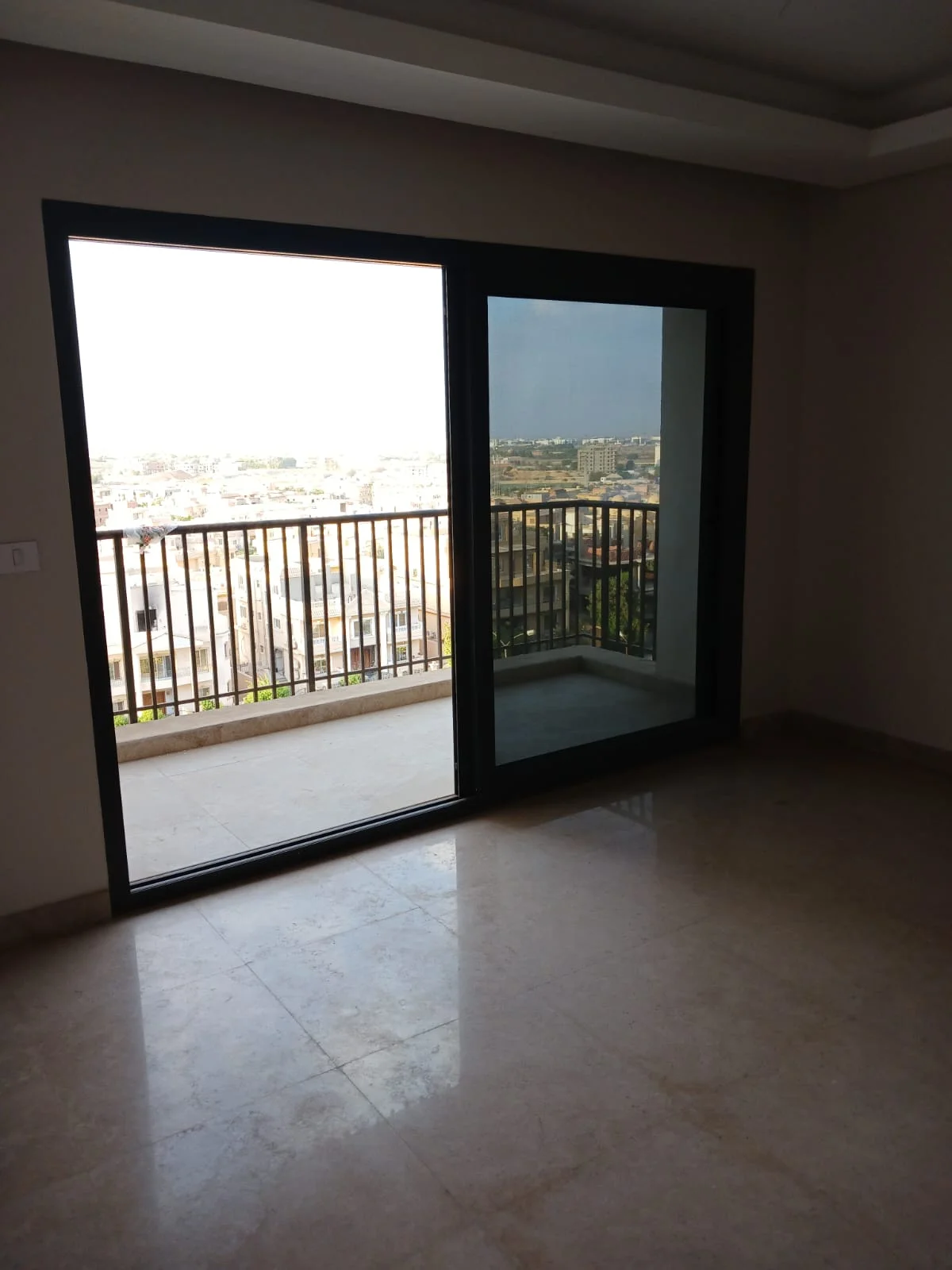 Stunning 2-Bedroom Apartment for Sale in ZED