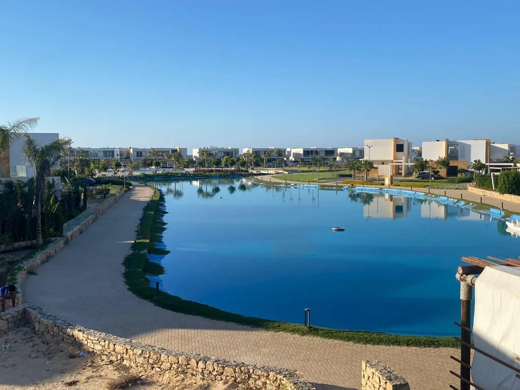 فيلا فاخرة للبيع في سيشل سيدي عبد الرحمن - 5 غرف نوم من جي للتطوير العقاري