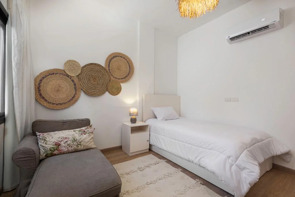 Luxurious Apartment for Sale in Fifth Square by Al Marasem