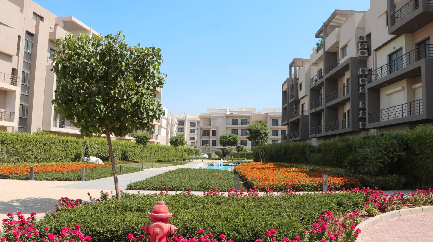 Luxurious 2-Bedroom Apartment for Sale in Fifth Square Al Marasem, New Cairo