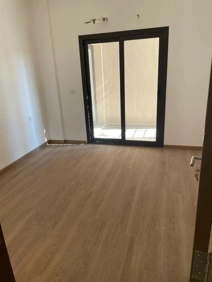 Luxury Apartment for Sale in Fifth Square, New Cairo