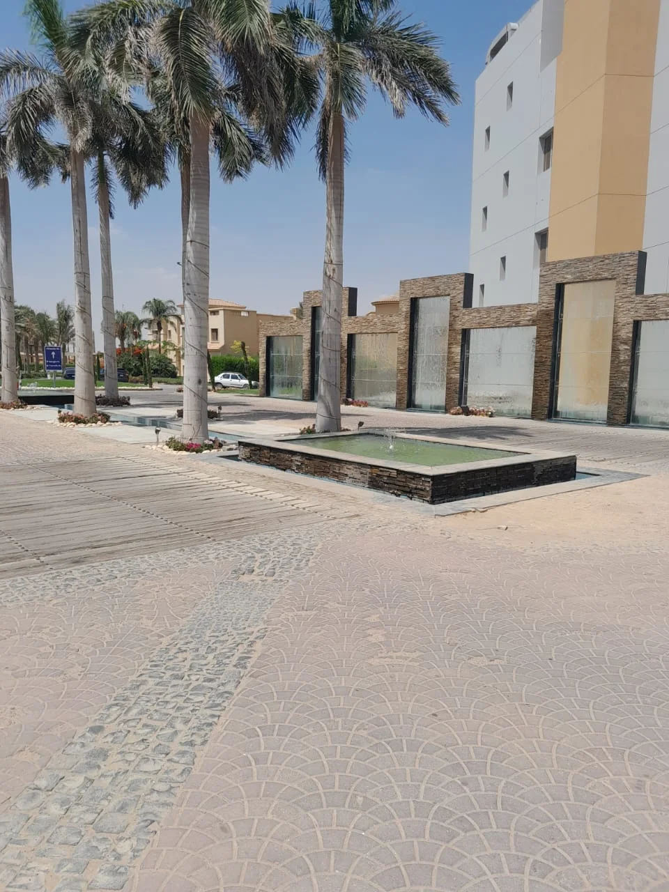 شقة فاخرة للبيع في قطامية جاردنز