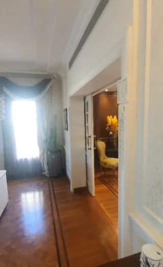 Exquisite Villa for Sale in La Terra