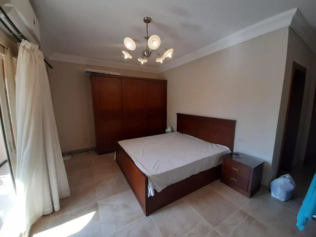 Chalet for Sale in La Vista Topaz
