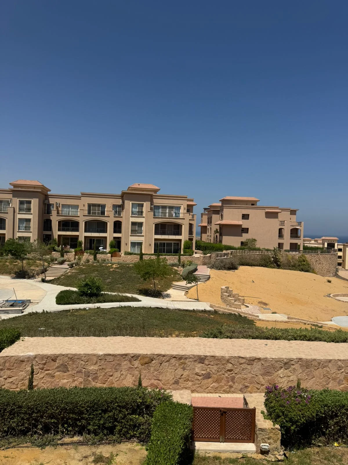 Chalet for Sale in Laguna Bay