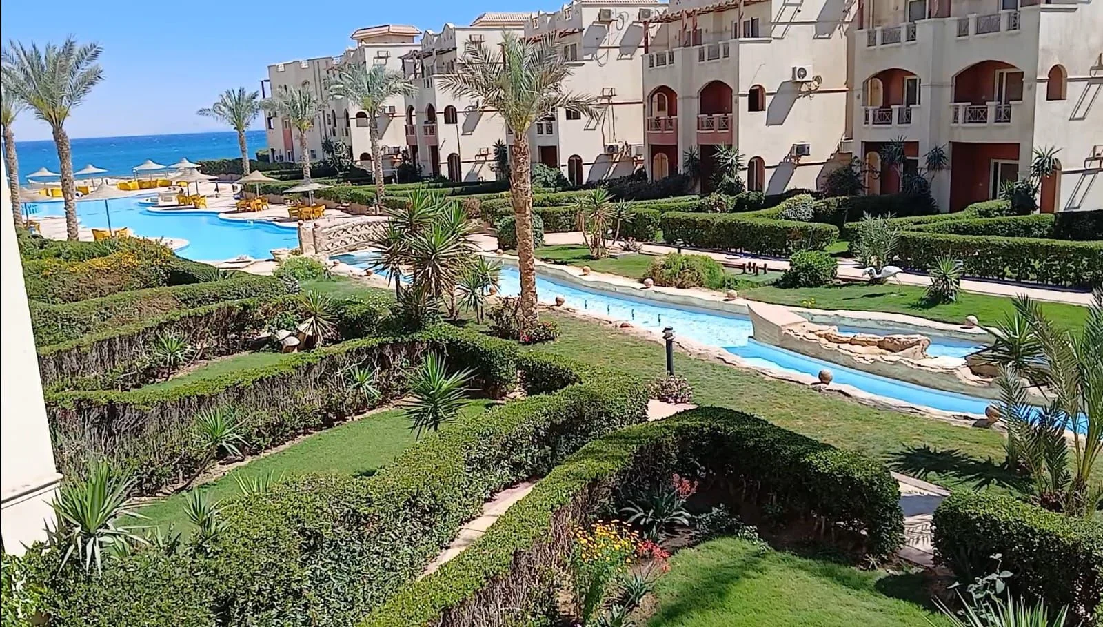 Stunning Twinhouse for Sale in Lasirena Sokhna Resort with 4 Bedrooms