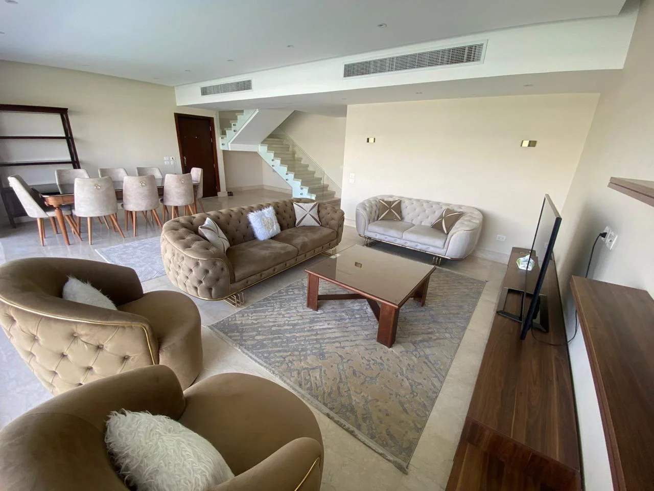 Elegant 3-Bedroom Penthouse for Sale in Lake View Residence, Golden Square by Lake View Development