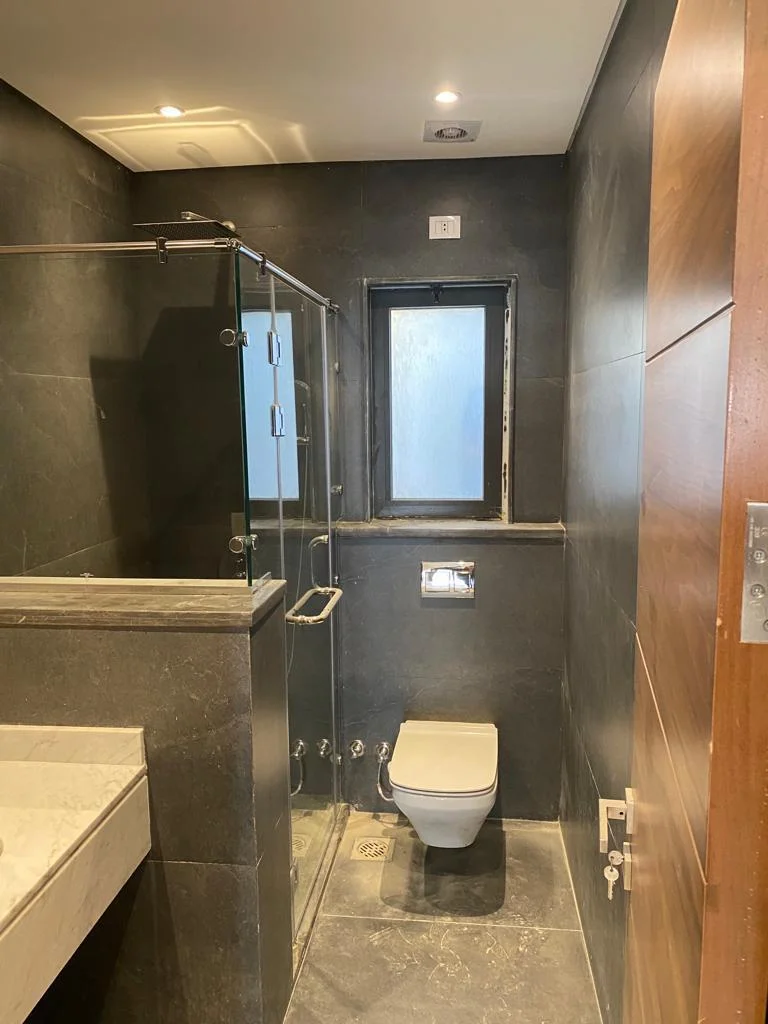 Elegant 3-Bedroom Penthouse for Sale in Lake View Residence, Golden Square by Lake View Development
