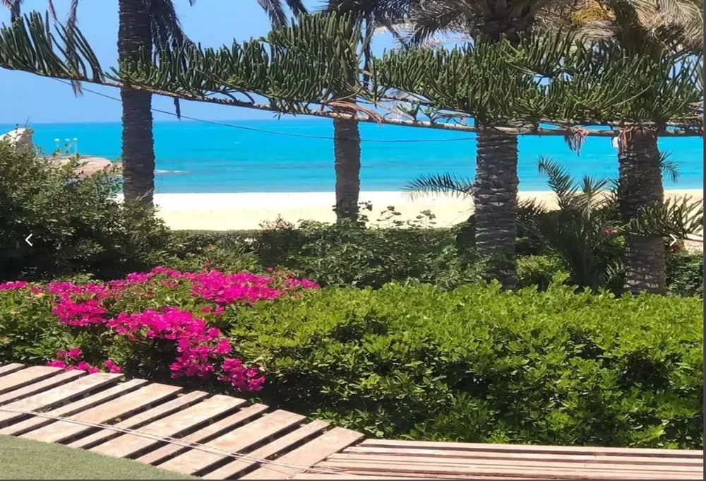 فيلا فاخرة للبيع في مارينا 2