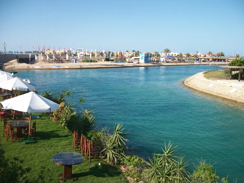 شاليه للبيع في مارينا العلمين