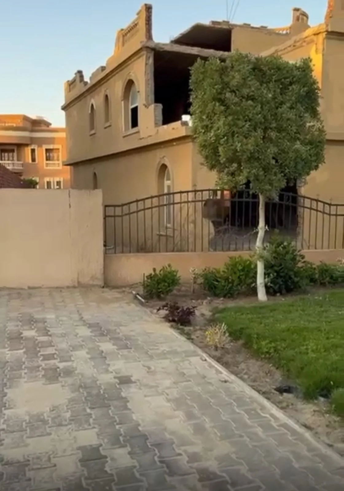 Luxury Standalone Villa for Sale in Maxim Canal Residence