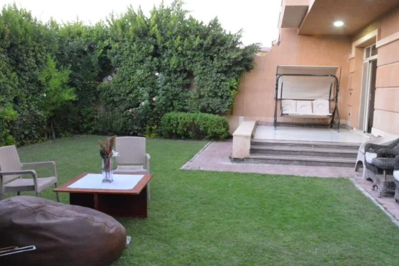 توين هاوس مذهل للبيع في اكاسيا بالتجمع الأول مع تصميم واسع