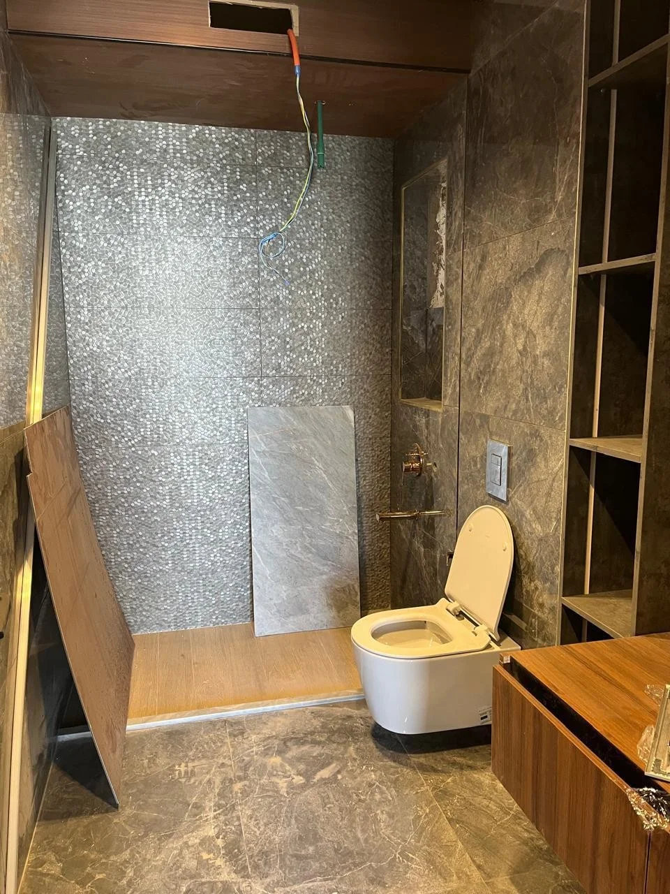 Exceptional Fully Finished Super Lux Apartment with Garden View for Rent in Hyde Park